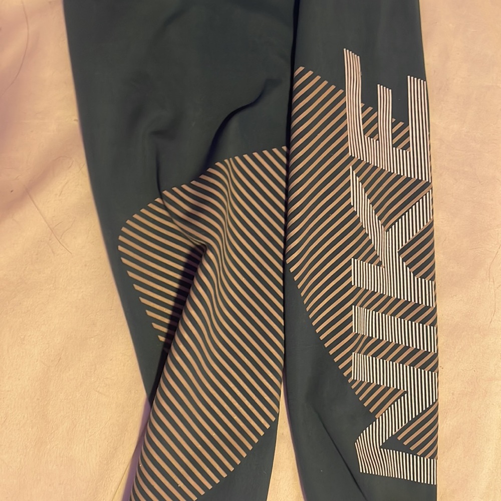 Never Worn!!!! - image 4